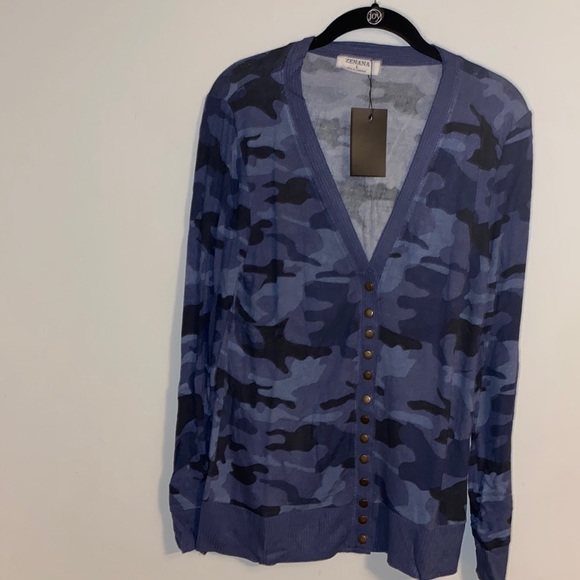 Zenana Outfitters Sweaters - Long sleeve button down camo print cardigan